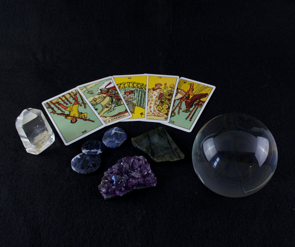 What To Expect In a Psychic Reading
